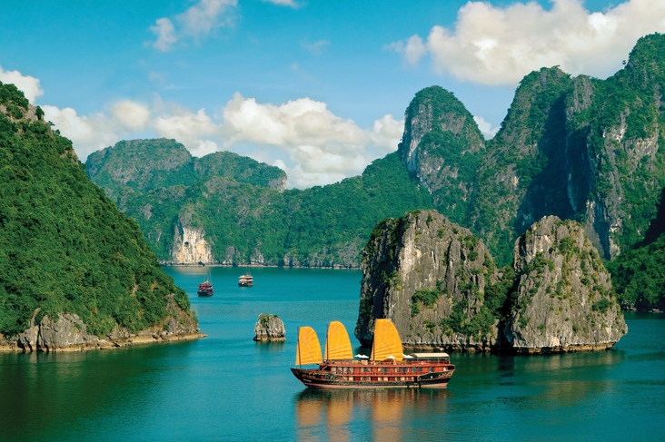 Ha Long Bay